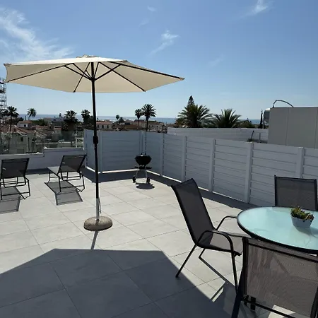 Luxurious Penthouse In Center 300m From The *