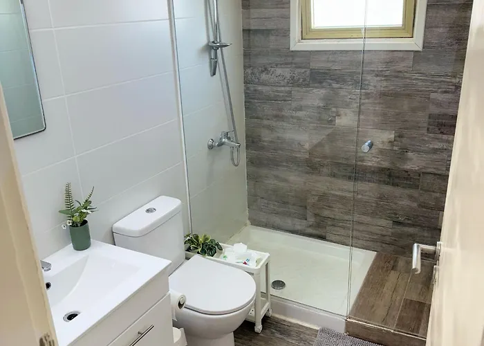 Luxurious Penthouse In Center 300m From The Apartmán Larnaca