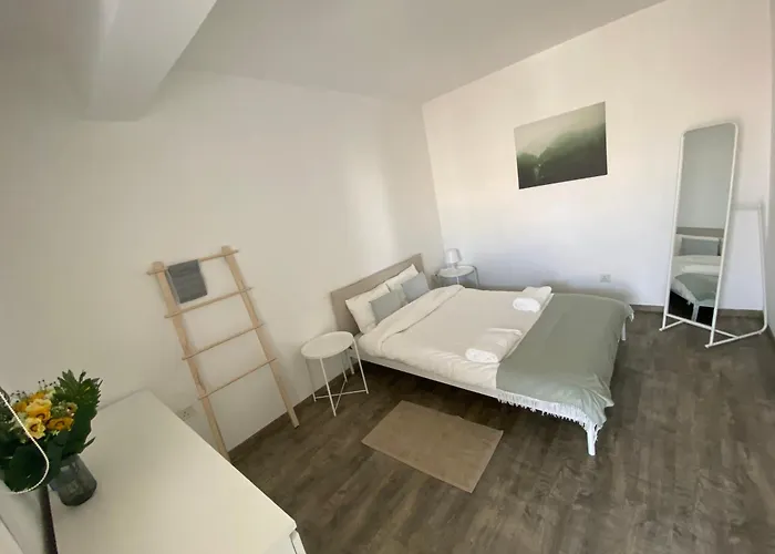 Luxurious Penthouse In Center 300m From The